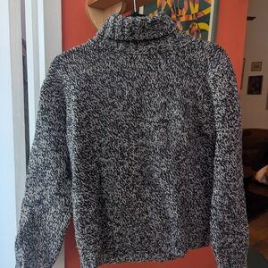 Women's Black and White Sweater